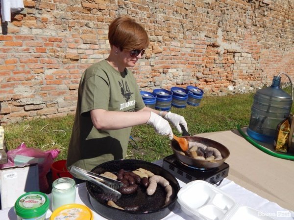 У Луцьку стартував перший фестиваль вуличної їжі «Lutsk Food Fest». ФОТО