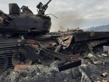 Українські воїни знищили вже майже 83 900 російських окупантів