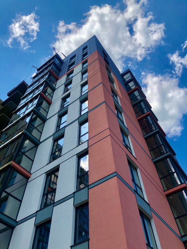 Жити красиво і не за всі гроші: «DREAM TOWN» пропонує вигідно купити житло* 