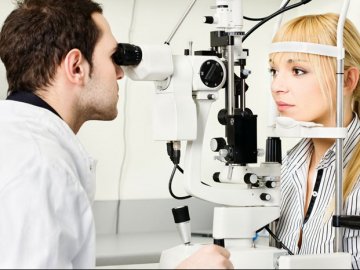 Коли потрібно звертатись  до  лікаря-офтальмолога