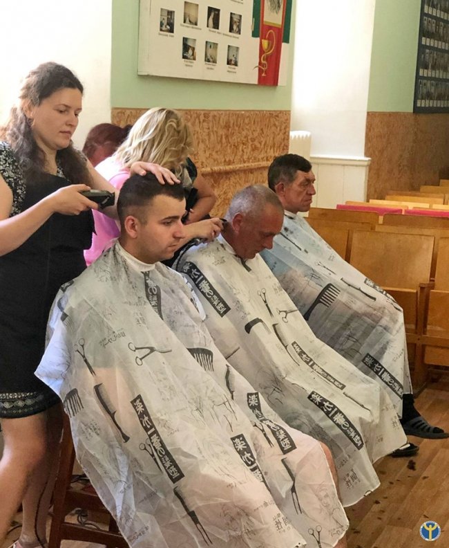 У Луцьку госпіталь на один день перетворили на салон краси