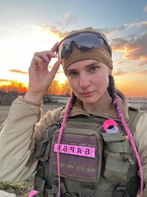 Син Ісус захищає Україну 10 років, донька пішла у військо теж у 18-ть: волинянка чекає дітей з фронту