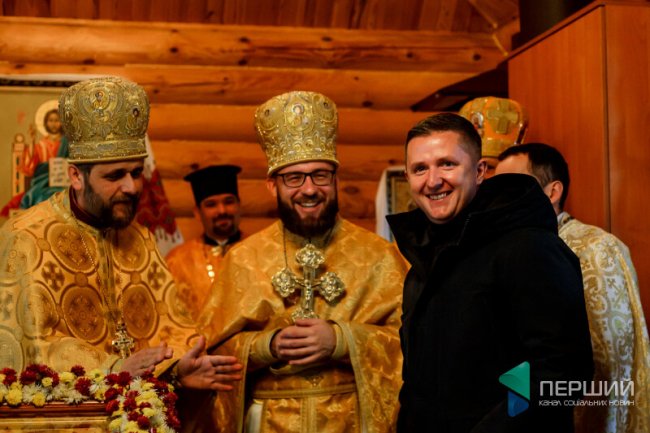 На території луцької церкви відкрили дитячий майданчик. ФОТО*