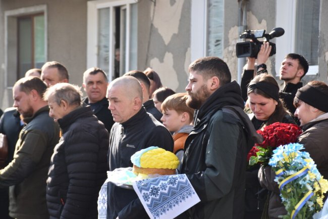 У Луцьку попрощалися із захисником України Максимом Кузнєцовим