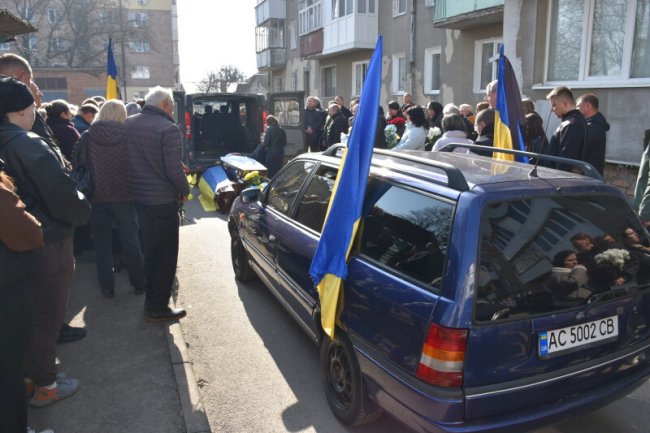 У Луцьку попрощалися із захисником України Максимом Кузнєцовим