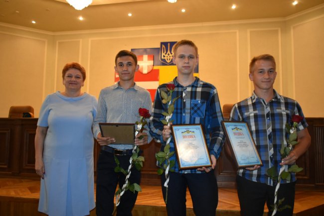 У Луцьку із професійним святом вітали медиків. ФОТО