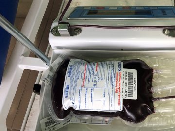 Волинські медики закликають здавати кров для військових