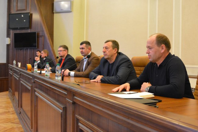 На аукціоні за волинський бурштин вторгували понад 3,5 мільйона гривень 