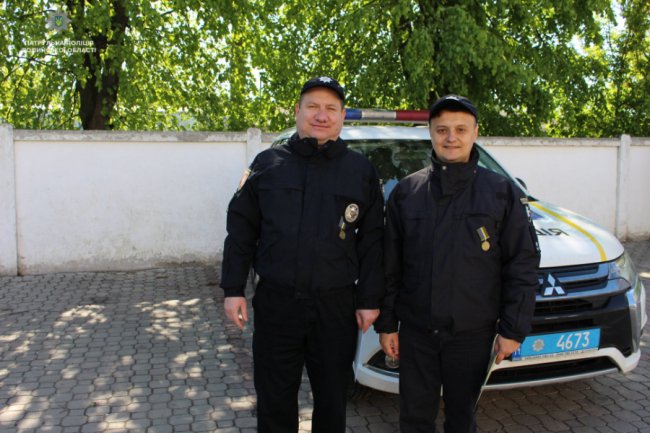 У Луцьку нагородили патрульних, які брали участь у війні з Росією. ФОТО