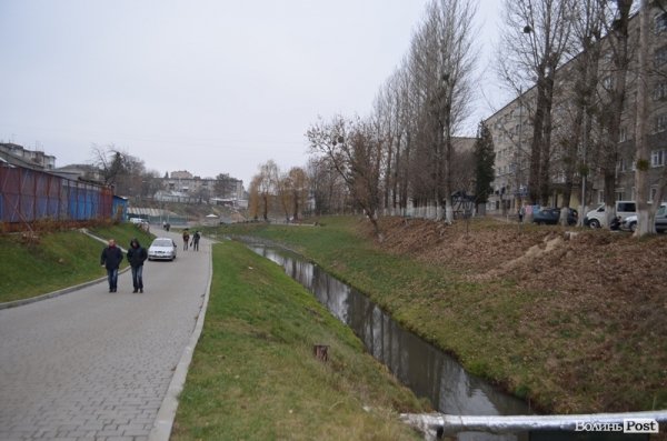У Луцьку Сапалаївку приводять до ладу. ФОТО