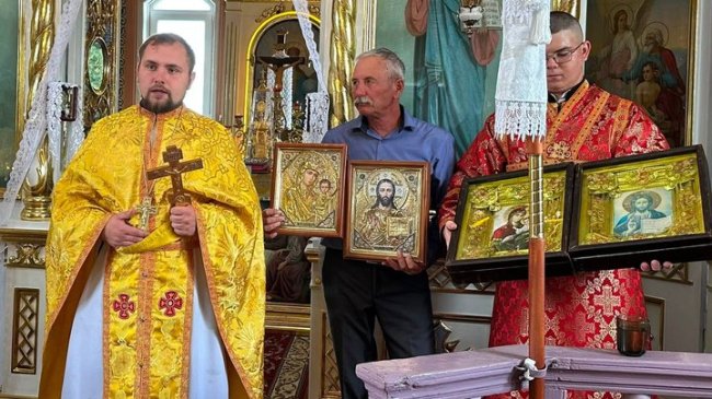 Ікони зі зруйнованого храму на Запоріжжі зберігатимуться на Волині