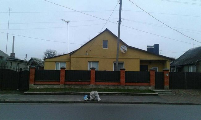 Лучанину повернули на подвір’я сміття, яке він викинув на вулицю