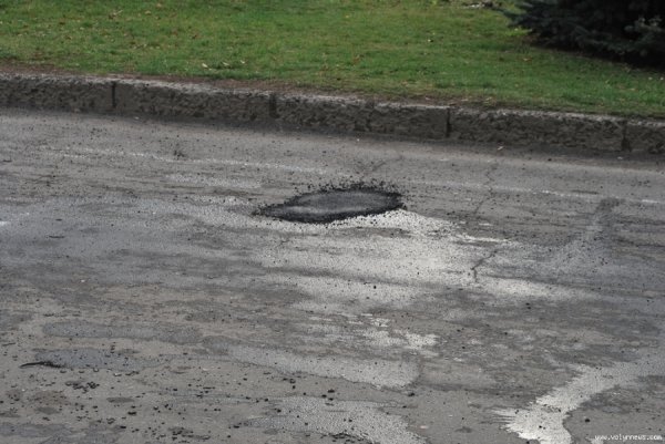 Луцький міст готують до ремонту. ФОТО