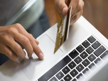 Як безпечно оформити кредит, якщо не працюєш? Credit-list відповідає*