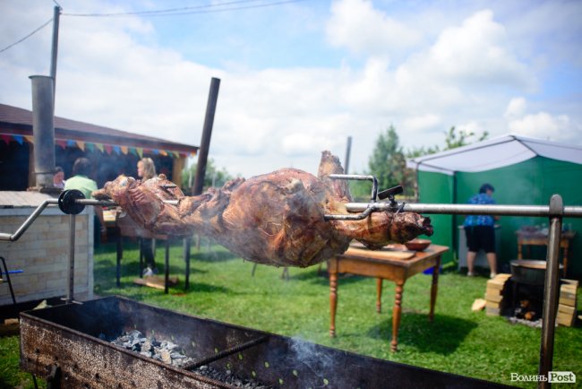 Свято корпоративної єдності: група компаній «Континіум» влаштувала футбольний турнір. ФОТО