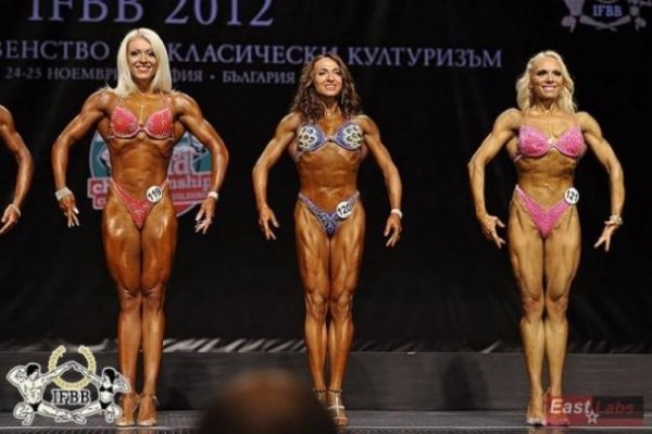 Українська дівчина-бодібілдер вразила світ своїми формами. ФОТО