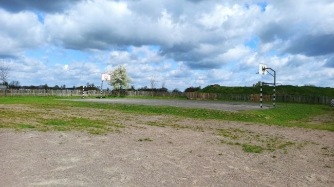 У волинському селі для школярів облаштують сучасне футбольне поле. ФОТО