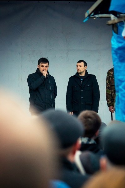 Як у Луцьку «Беркут» ставав на коліна. ФОТО