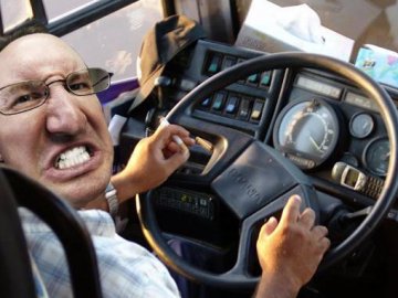 У Луцьку водій маршрутки накричав на пасажирів