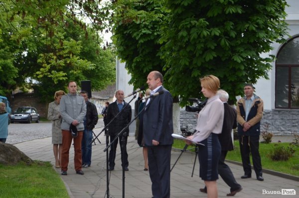 Лучани вшанували пам'ять депортованих кримських татар. ФОТО