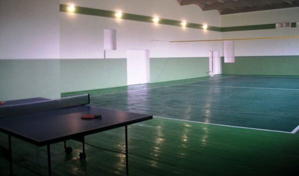 У селищі на Волині відкрили оновлений спортзал