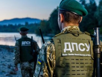 Українські прикордонники вмикають білорусам повітряну тривогу