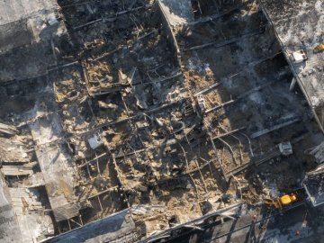 Після російського удару по ТЦ у Кременчуці досі не знайшли одну жінку
