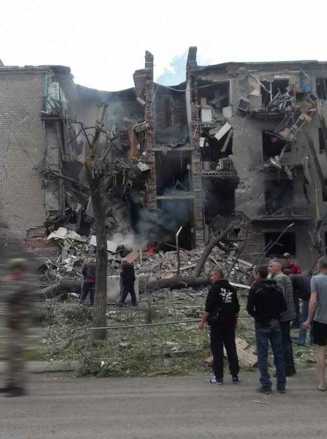 Росія з авіації вдарила ракетами по Авдіївці: є поранені. ФОТО