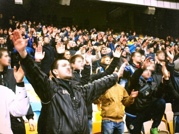 Матч єдності: ультрас зіграли заради України. ФОТО. ВІДЕО