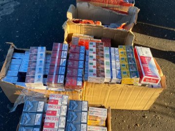 У волинянина на кордоні вилучили цигарок на 440 тисяч. ФОТО