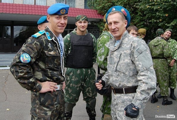 Як волинських юнаків проводжали в армію. ФОТО