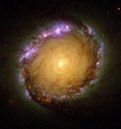 Hubble: Найкращі знімки Космосу за 25 років. ФОТО