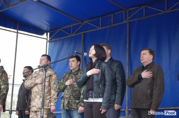 У Луцьку – святкове віче. ФОТО