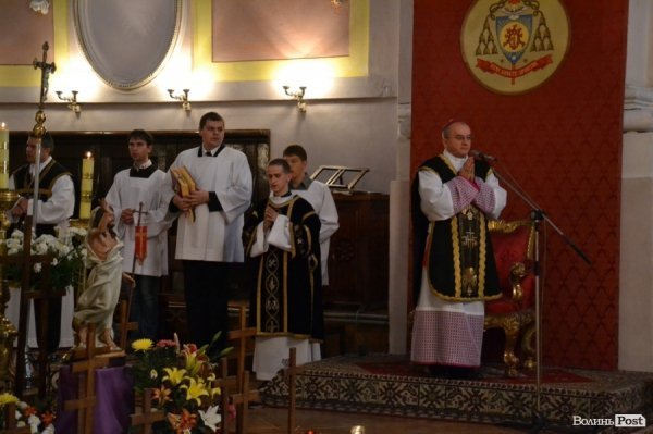 У Луцьку вшанували жертв Волинської трагедії. ФОТО