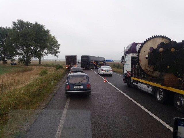 Лоб у лоб: на Волині – аварія за участю автобуса та легковика