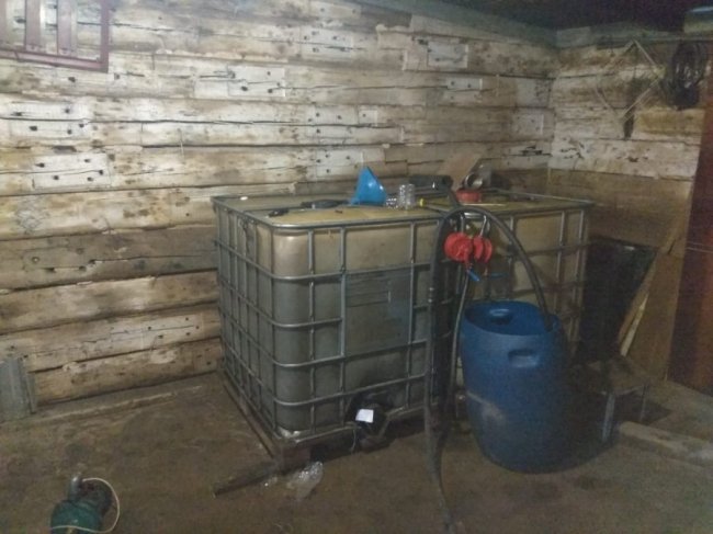 На Волині викрили «ліву» заправку