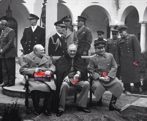 Візитка Яроша «порвала» інтернет. ФОТОЖАБИ