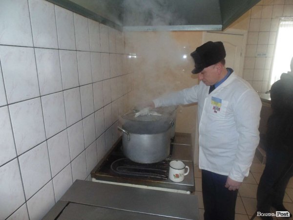 Як окуні в банці: блокадна військова частина зсередини. ФОТО