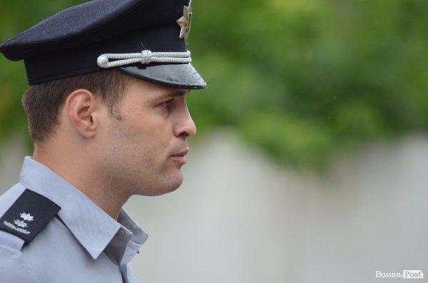 У Луцьку поліцейські отримали нові погони і звання. ФОТО