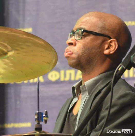 Луцький замок зустрічав останню ніч літа джазом. ФОТО 