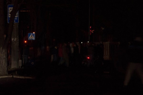 Фото нічного бунту в Луцьку