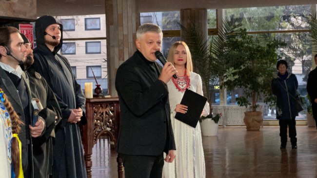 У Волинському драмтеатрі показали виставу про історію та силу української мови