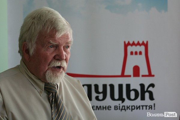 Відомий історик презентував книгу про древній Луцьк. ФОТО