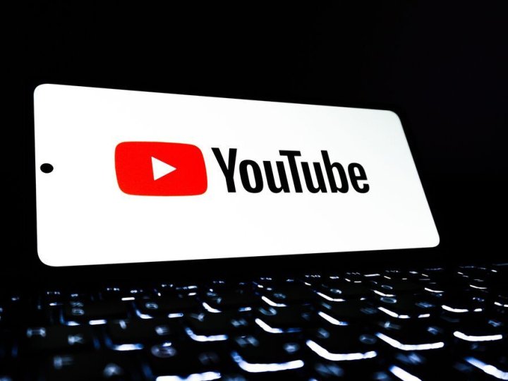 YouTube майже вдвічі підвищив вартість передплати Premium для українців