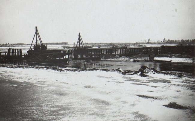 Як виглядав міст в Чебенях 100 років тому. РЕТРОФОТО