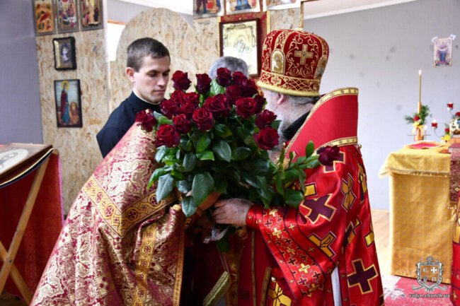 У Луцьку УПЦ (МП) освятила тимчасовий храм. ФОТО