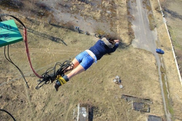 Як у Луцьку «літали» джампери. ФОТО