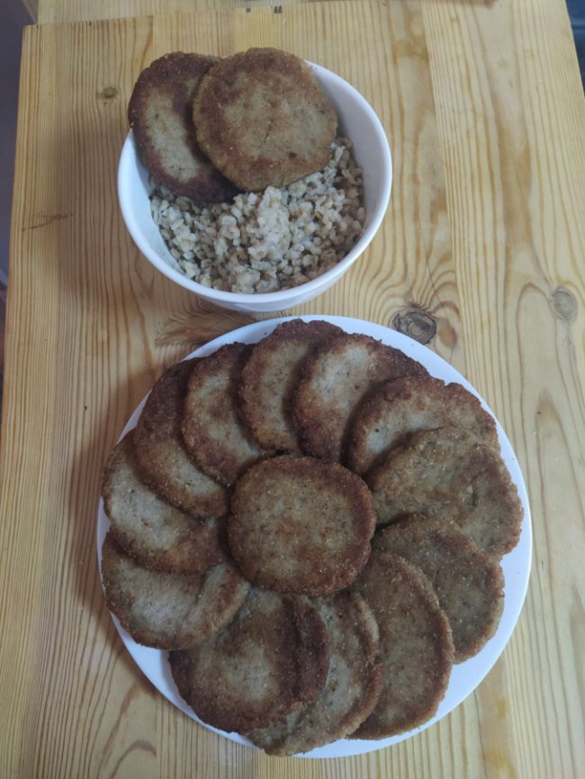 На Волині підприємці передають рибу волонтерам. ФОТО