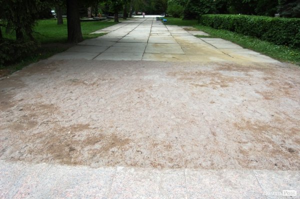 Меморіал в Луцьку оновили до Дня Перемоги