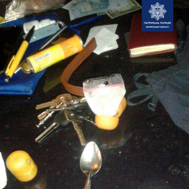 У Луцьку вночі патрульні затримали водія з цілим «арсеналом» наркотиків